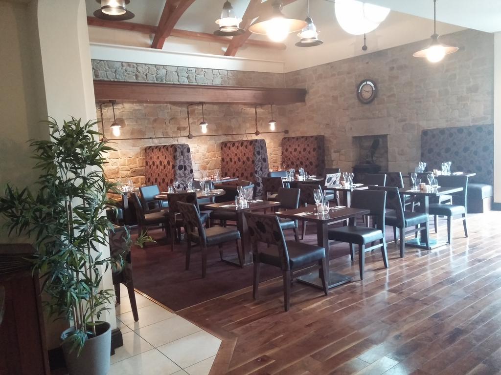 Meath Arms Country Inn Aughrim Exteriör bild