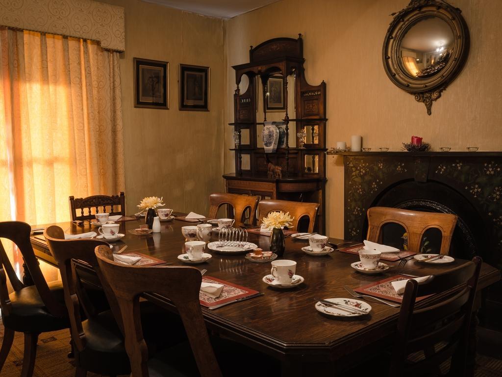 Meath Arms Country Inn Aughrim Exteriör bild